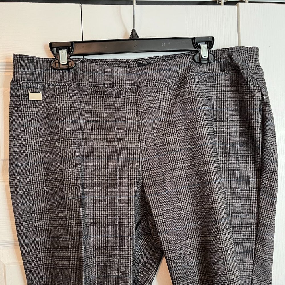 Pants - Picture 2 of 3